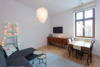 Апартаменты Charming Apartment in Kazimierz Краков Апартаменты-9